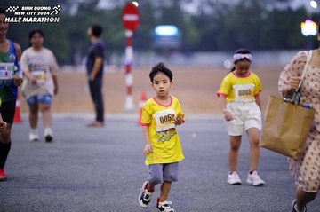 BINH DUONG NEW CITY HALF MARATHON 2024 - Ảnh #1725770