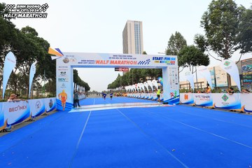 BINH DUONG NEW CITY HALF MARATHON 2024 - Ảnh #1736085