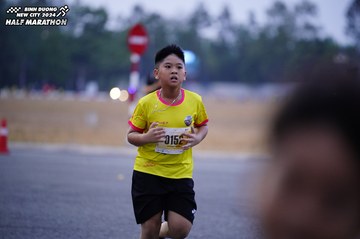 BINH DUONG NEW CITY HALF MARATHON 2024 - Ảnh #1725119