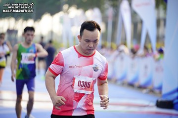 BINH DUONG NEW CITY HALF MARATHON 2024 - Ảnh #1761802