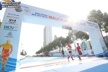BINH DUONG NEW CITY HALF MARATHON 2024 - Ảnh #1819253