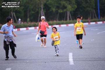 BINH DUONG NEW CITY HALF MARATHON 2024 - Ảnh #1727077