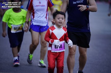 BINH DUONG NEW CITY HALF MARATHON 2024 - Ảnh #1724793