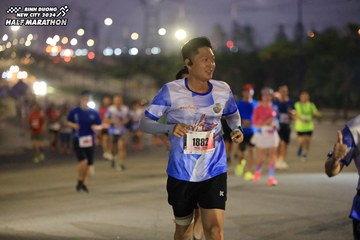 BINH DUONG NEW CITY HALF MARATHON 2024 - Ảnh #1741560