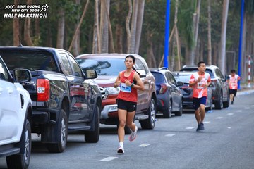 BINH DUONG NEW CITY HALF MARATHON 2024 - Ảnh #1755789