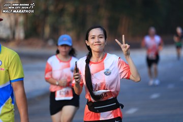 BINH DUONG NEW CITY HALF MARATHON 2024 - Ảnh #1771885