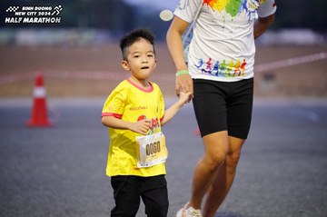 BINH DUONG NEW CITY HALF MARATHON 2024 - Ảnh #1725928