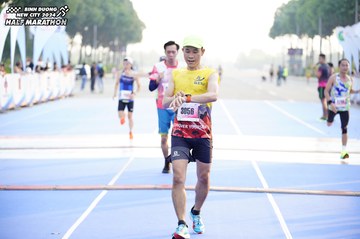 BINH DUONG NEW CITY HALF MARATHON 2024 - Ảnh #1757852