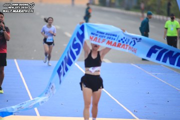 BINH DUONG NEW CITY HALF MARATHON 2024 - Ảnh #1738696