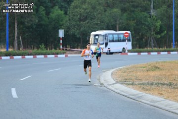 BINH DUONG NEW CITY HALF MARATHON 2024 - Ảnh #1735084