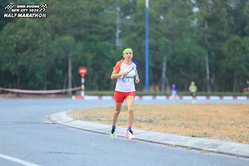BINH DUONG NEW CITY HALF MARATHON 2024 - Ảnh #1735586