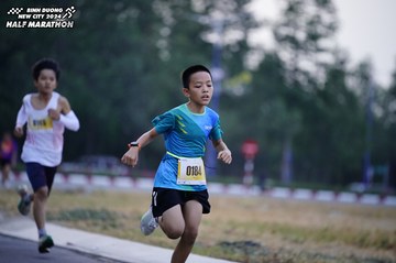 BINH DUONG NEW CITY HALF MARATHON 2024 - Ảnh #1724564