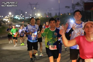 BINH DUONG NEW CITY HALF MARATHON 2024 - Ảnh #1741314