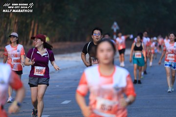BINH DUONG NEW CITY HALF MARATHON 2024 - Ảnh #1772652