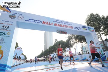 BINH DUONG NEW CITY HALF MARATHON 2024 - Ảnh #1821258