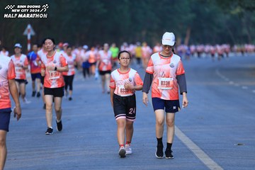 BINH DUONG NEW CITY HALF MARATHON 2024 - Ảnh #1772044