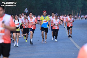 BINH DUONG NEW CITY HALF MARATHON 2024 - Ảnh #1750856