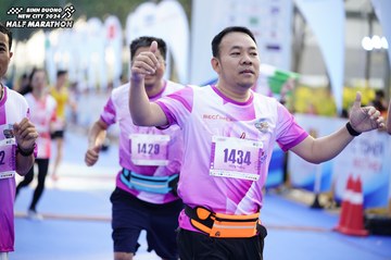 BINH DUONG NEW CITY HALF MARATHON 2024 - Ảnh #1763059