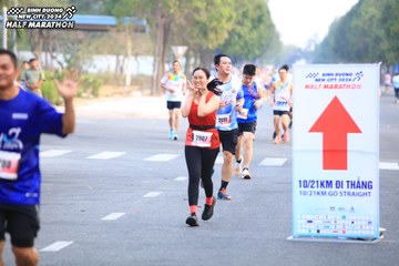 BINH DUONG NEW CITY HALF MARATHON 2024 - Ảnh #1755535