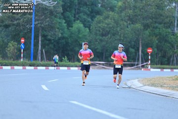 BINH DUONG NEW CITY HALF MARATHON 2024 - Ảnh #1736019