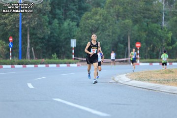 BINH DUONG NEW CITY HALF MARATHON 2024 - Ảnh #1735692