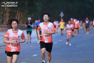 BINH DUONG NEW CITY HALF MARATHON 2024 - Ảnh #1771935