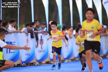 BINH DUONG NEW CITY HALF MARATHON 2024 - Ảnh #1728576