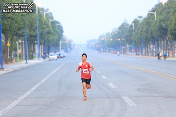 BINH DUONG NEW CITY HALF MARATHON 2024 - Ảnh #1739467