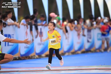 BINH DUONG NEW CITY HALF MARATHON 2024 - Ảnh #1728610