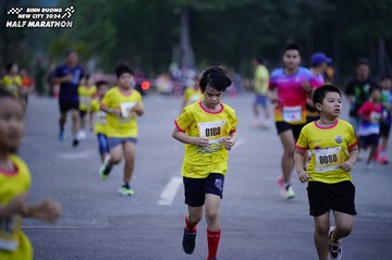 BINH DUONG NEW CITY HALF MARATHON 2024 - Ảnh #1724597
