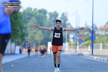 BINH DUONG NEW CITY HALF MARATHON 2024 - Ảnh #1765159