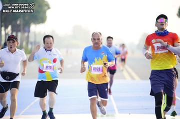 BINH DUONG NEW CITY HALF MARATHON 2024 - Ảnh #1758427