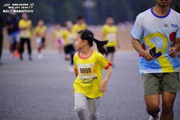 BINH DUONG NEW CITY HALF MARATHON 2024 - Ảnh #1725622