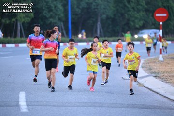 BINH DUONG NEW CITY HALF MARATHON 2024 - Ảnh #1726322
