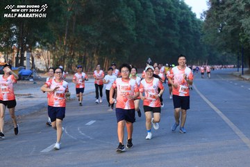 BINH DUONG NEW CITY HALF MARATHON 2024 - Ảnh #1772174