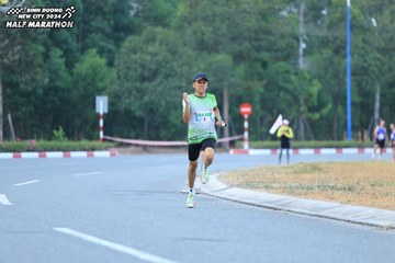 BINH DUONG NEW CITY HALF MARATHON 2024 - Ảnh #1735850