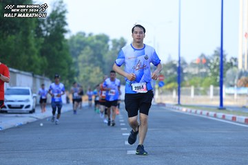 BINH DUONG NEW CITY HALF MARATHON 2024 - Ảnh #1766880