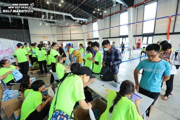 BINH DUONG NEW CITY HALF MARATHON 2024 - Ảnh #1723960