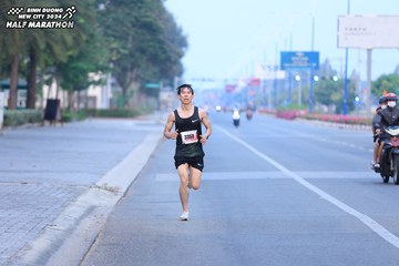 BINH DUONG NEW CITY HALF MARATHON 2024 - Ảnh #1765329