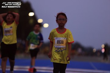 BINH DUONG NEW CITY HALF MARATHON 2024 - Ảnh #1729214