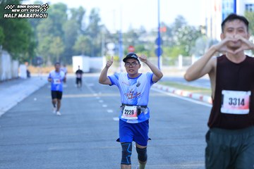 BINH DUONG NEW CITY HALF MARATHON 2024 - Ảnh #1770040