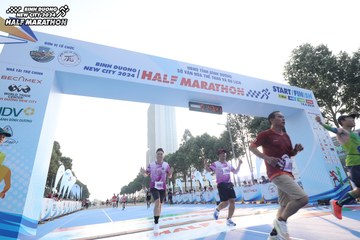 BINH DUONG NEW CITY HALF MARATHON 2024 - Ảnh #1820583