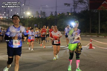 BINH DUONG NEW CITY HALF MARATHON 2024 - Ảnh #1741422