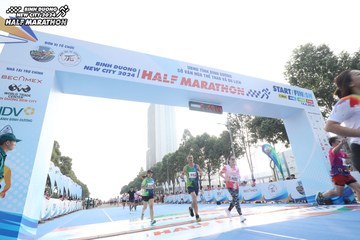BINH DUONG NEW CITY HALF MARATHON 2024 - Ảnh #1821846