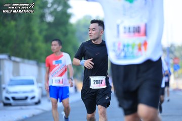 BINH DUONG NEW CITY HALF MARATHON 2024 - Ảnh #1765951