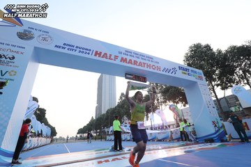 BINH DUONG NEW CITY HALF MARATHON 2024 - Ảnh #1738346