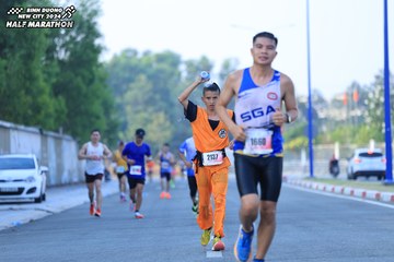 BINH DUONG NEW CITY HALF MARATHON 2024 - Ảnh #1776309