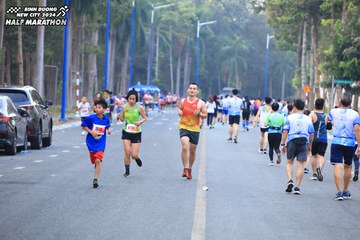 BINH DUONG NEW CITY HALF MARATHON 2024 - Ảnh #1755959