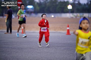 BINH DUONG NEW CITY HALF MARATHON 2024 - Ảnh #1725800