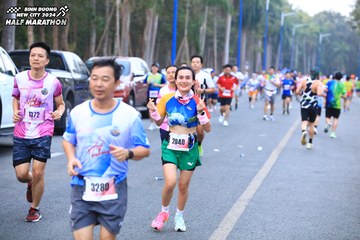 BINH DUONG NEW CITY HALF MARATHON 2024 - Ảnh #1750320